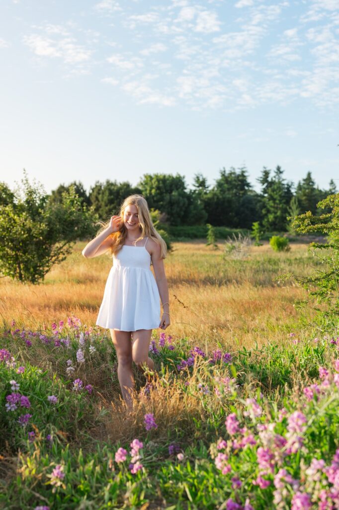 seattle wildflowers senior pictures
