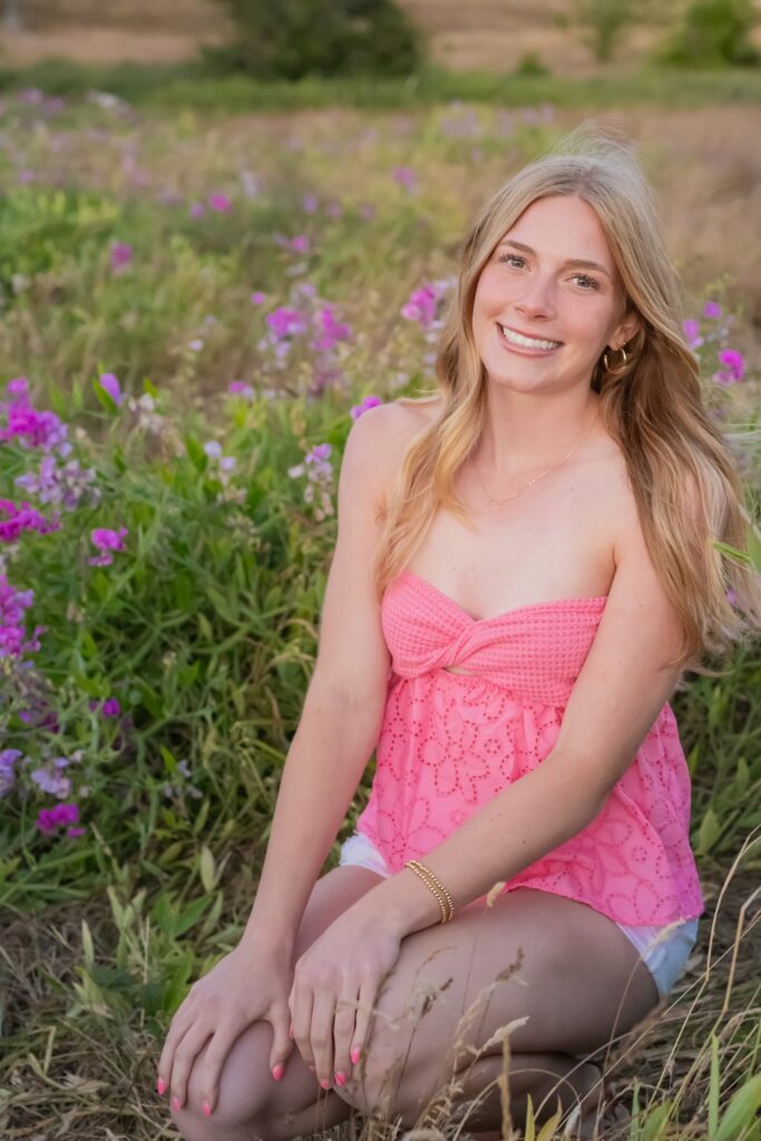 seattle senior pictures wildflowers