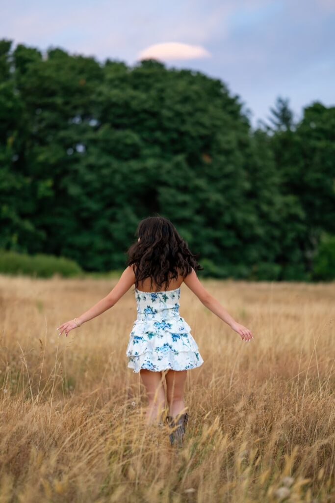 high school senior girl candid photo at park