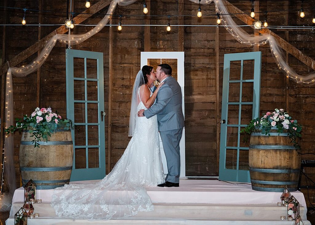 barn wedding washington