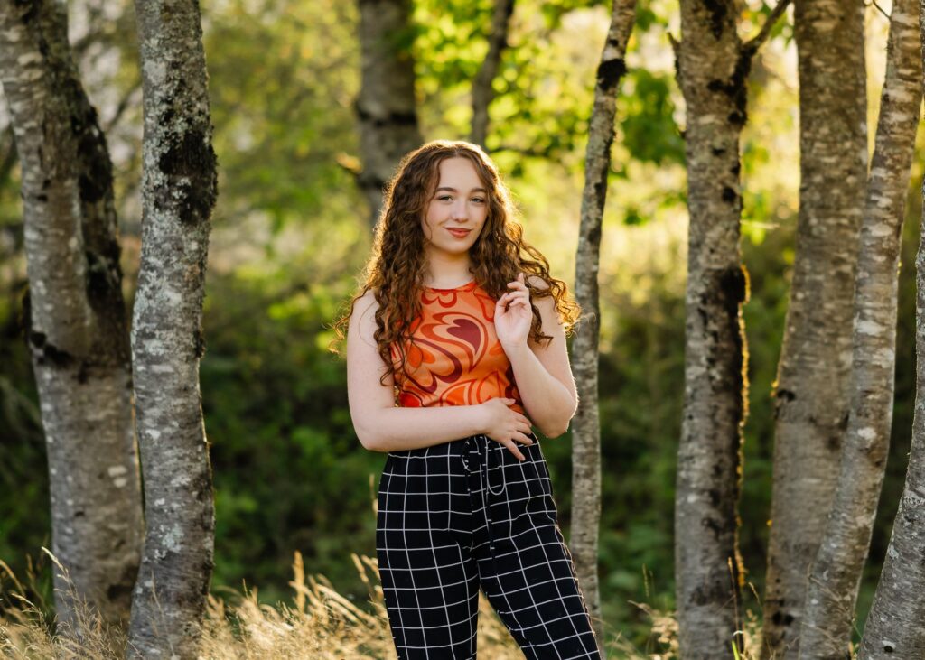 fall senior portrait at north bend river park