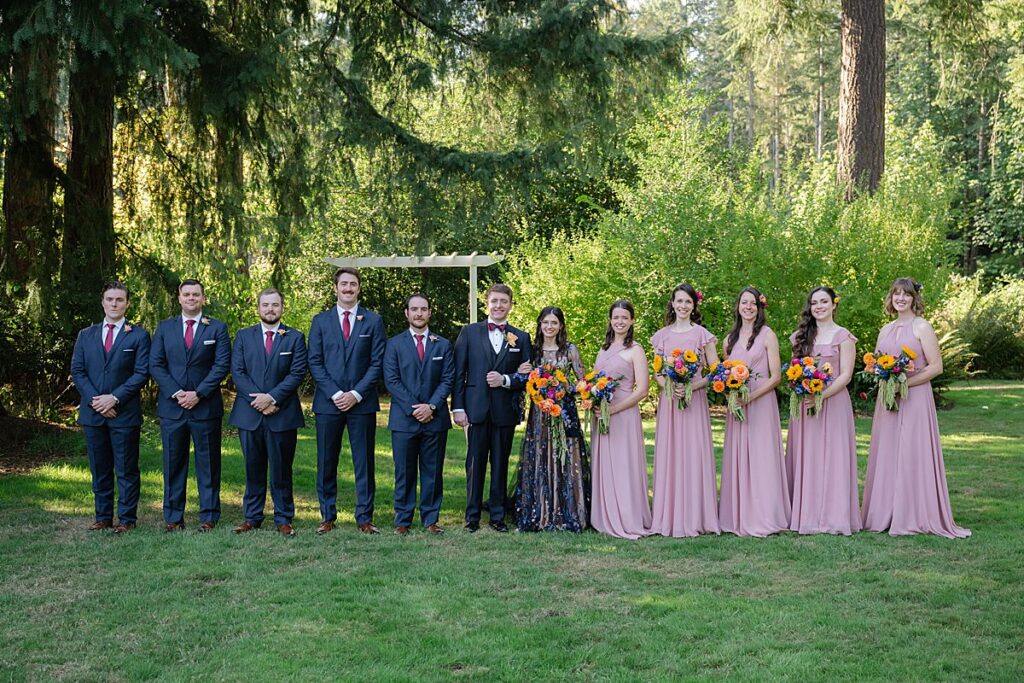 snoqualmie washington wedding party outdoor venue