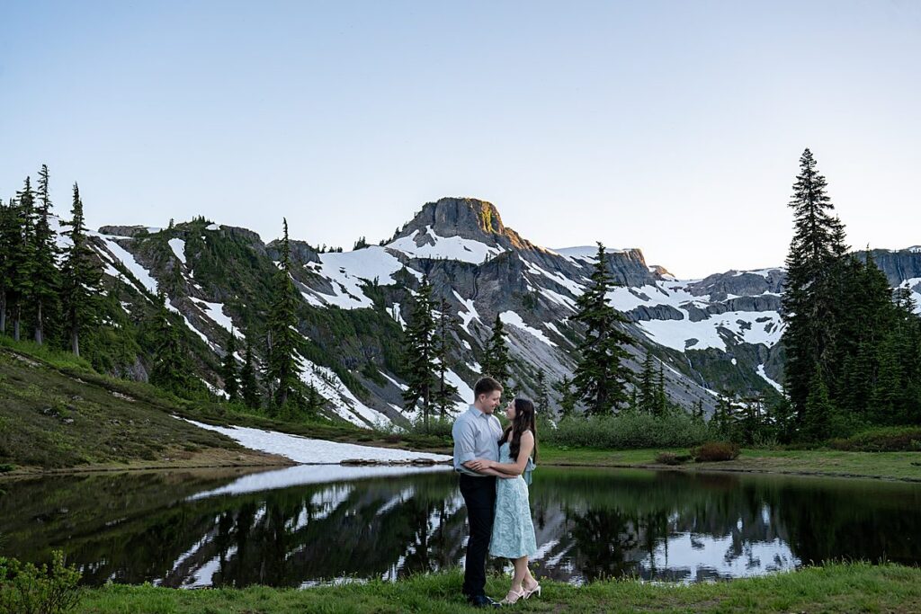 romantic mt baker engagement session couple